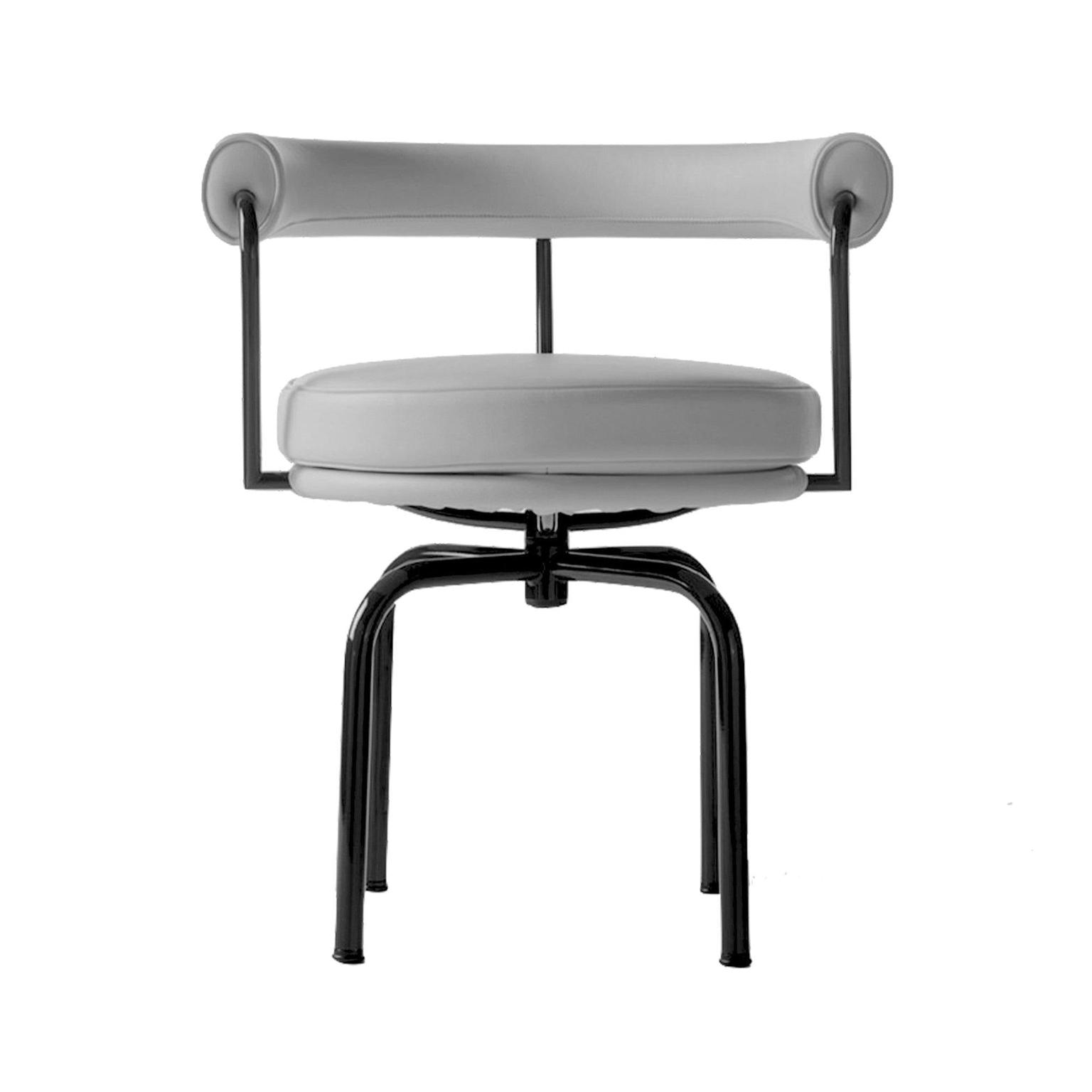 LC7 Swivel Chair